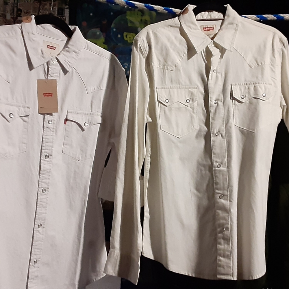 White Levi's! SAWTOOTH BARSTOW TRUCKER JACKETS!!